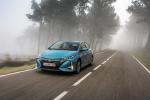 Toyota Prius Plug-in Hybrid 2016 года